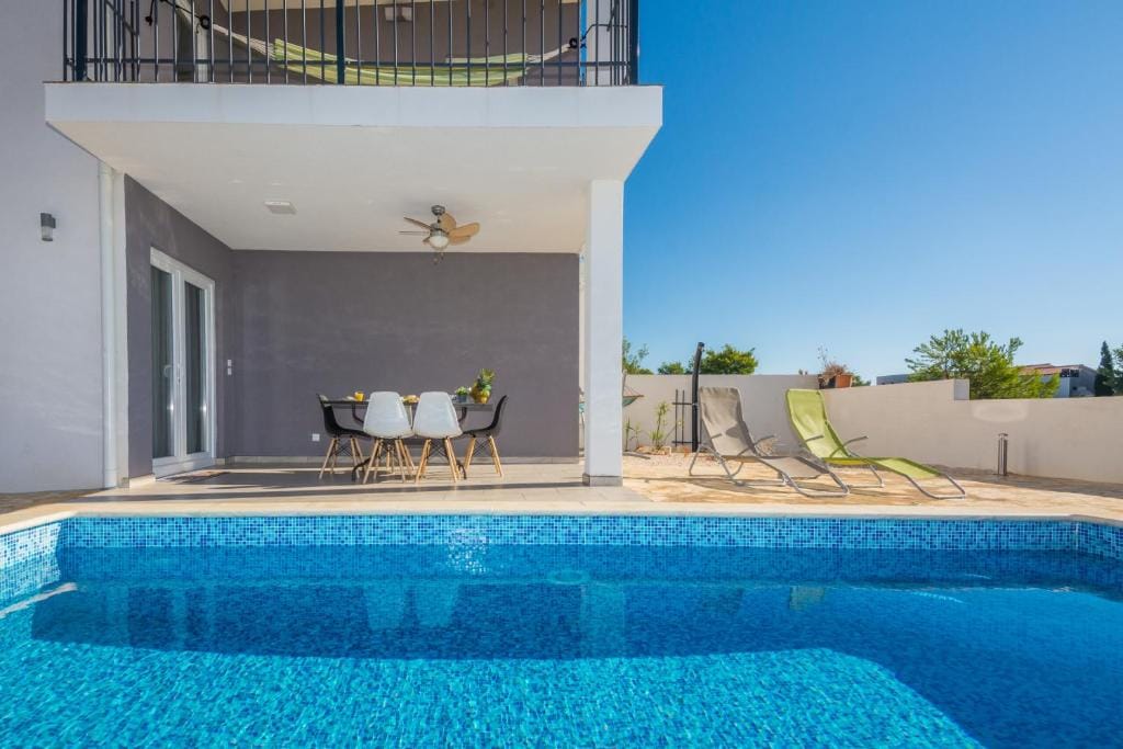 home base interiors swimming pool maintenance dubai why choose us bg